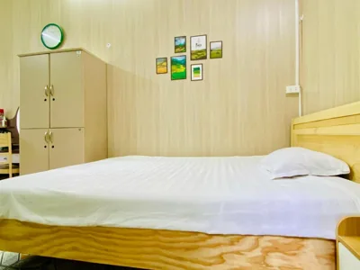 Cozy Homestay with Large bed, private bathroom, large Balcony – Photos 9
